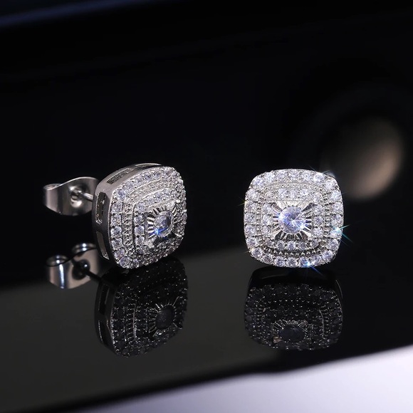 New Pave 18kt White Rhodium gold plated diamond earrings - Picture 2 of 5